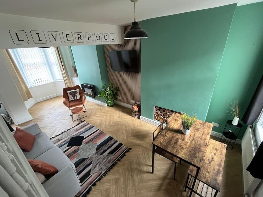 Holiday home Entire House In Liverpool *